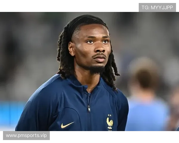 凯夫伦-图拉姆:看到父亲与图多尔交流让我会心一笑 喜欢他的足球理念 凯夫伦-图拉姆:看到父亲与图多尔交流让我会心一笑 喜欢他的足球理念