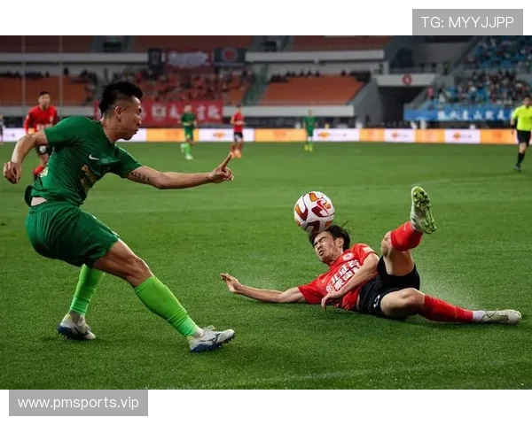 法比奥：苏亚雷斯是我的足球教父 但我要击败他的亚泰队